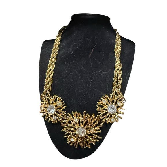 Vintage Kenneth Jay Lane for Avon Coral Statement Necklace Gold Tone Rhinestone - Picture 3 of 6